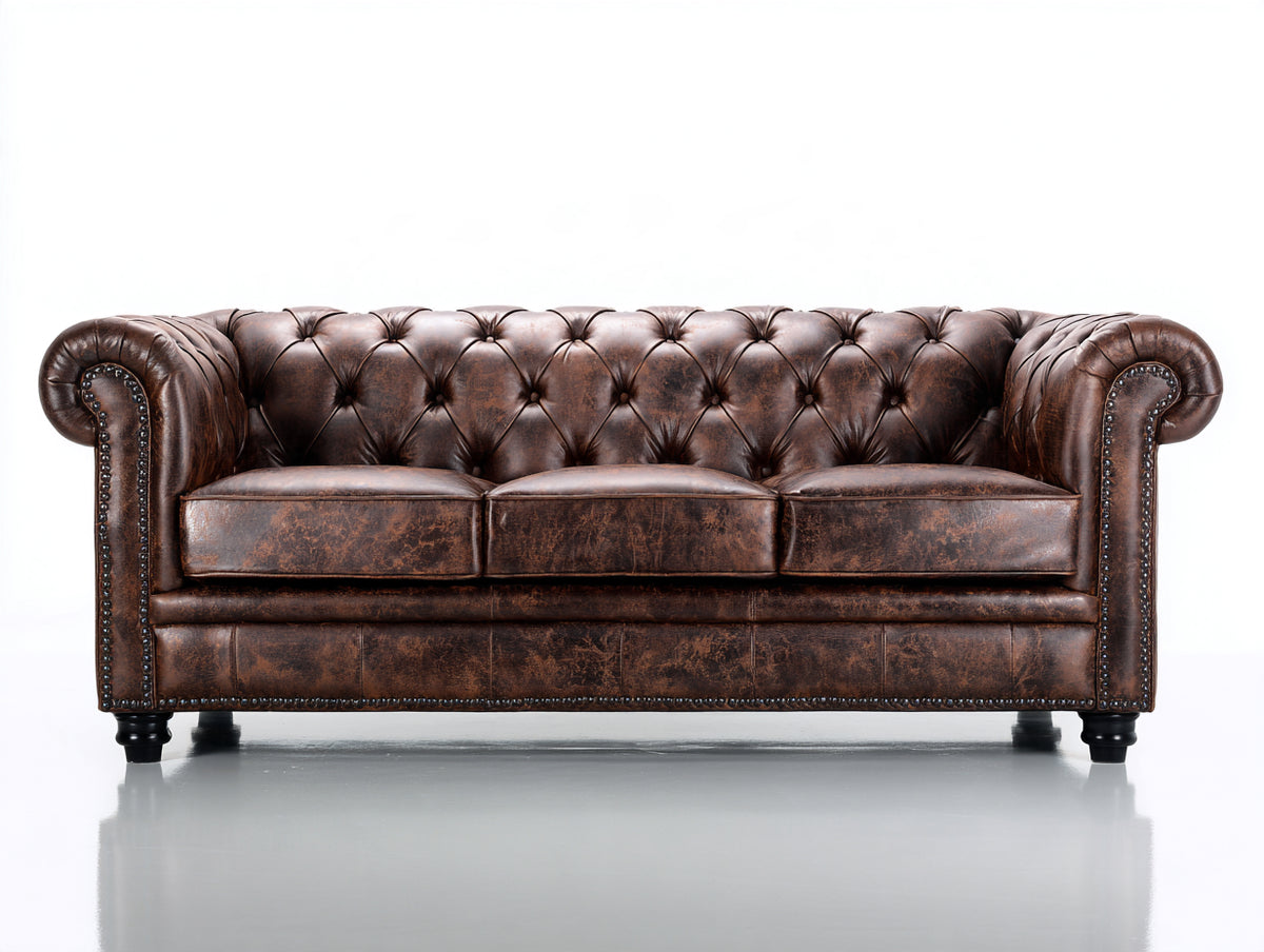3 Sitzer Sofa in Lederoptik 220x90x75 cm - Dunkelbraun - mit Knopfheftung und gerollten Armlehnen - Chesterfield Design